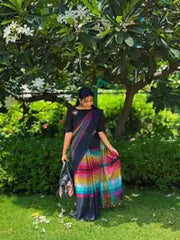 Classy Linen Saree with Designer Blouse Piece