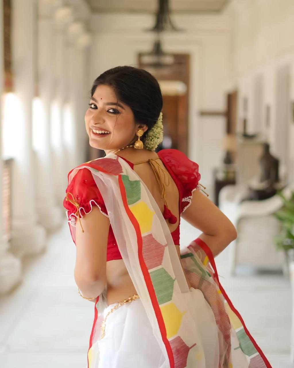 Women's Pure Linen Cotton Saree | Traditional Handloom Look Geometric Block Printed Casual & Festive Sari with Unstitched Blouse Piece | Lightweight Summer & Elegant Daily Wear (Off-White & Festive Multi-Color)