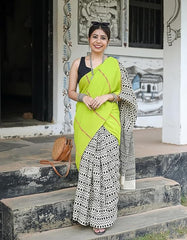 Luxury Jacquard Saree with Modern Ethnic Touch