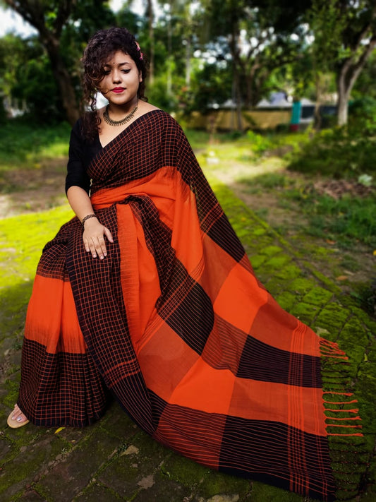 Cotton Linen Blend Geometric Check Saree